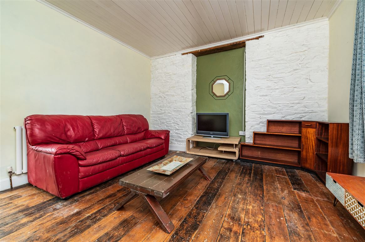 Period Residence For Sale: Gate House, Moone, Co. Kildare Period Residence For Sale: Gate House, Moone, Co. Kildare