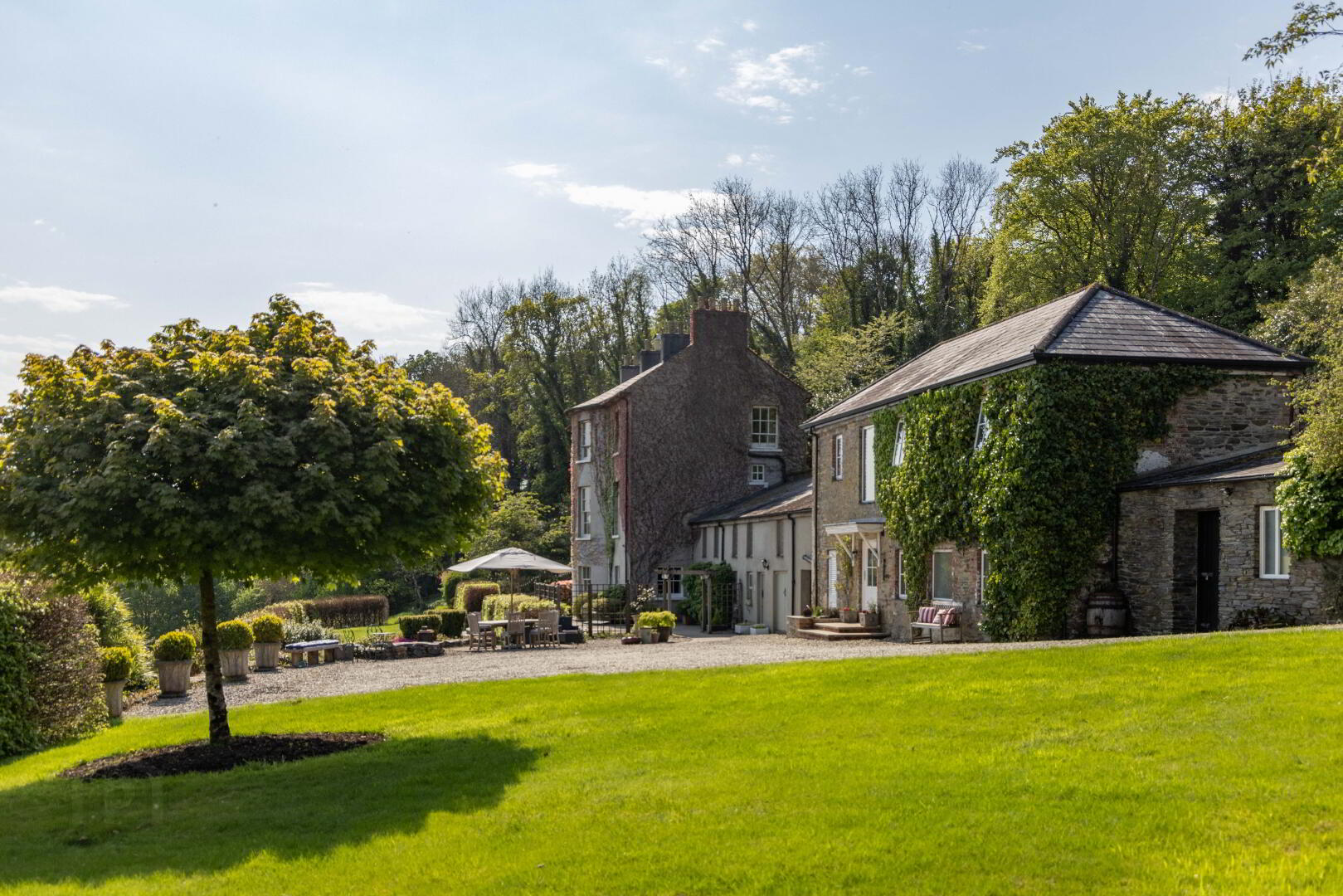 Georgian Country Residence For Sale: Glenkeen House, Ardmore Road, Derry/Londonderry Georgian Country Residence For Sale: Glenkeen House, Ardmore Road, Derry/Londonderry