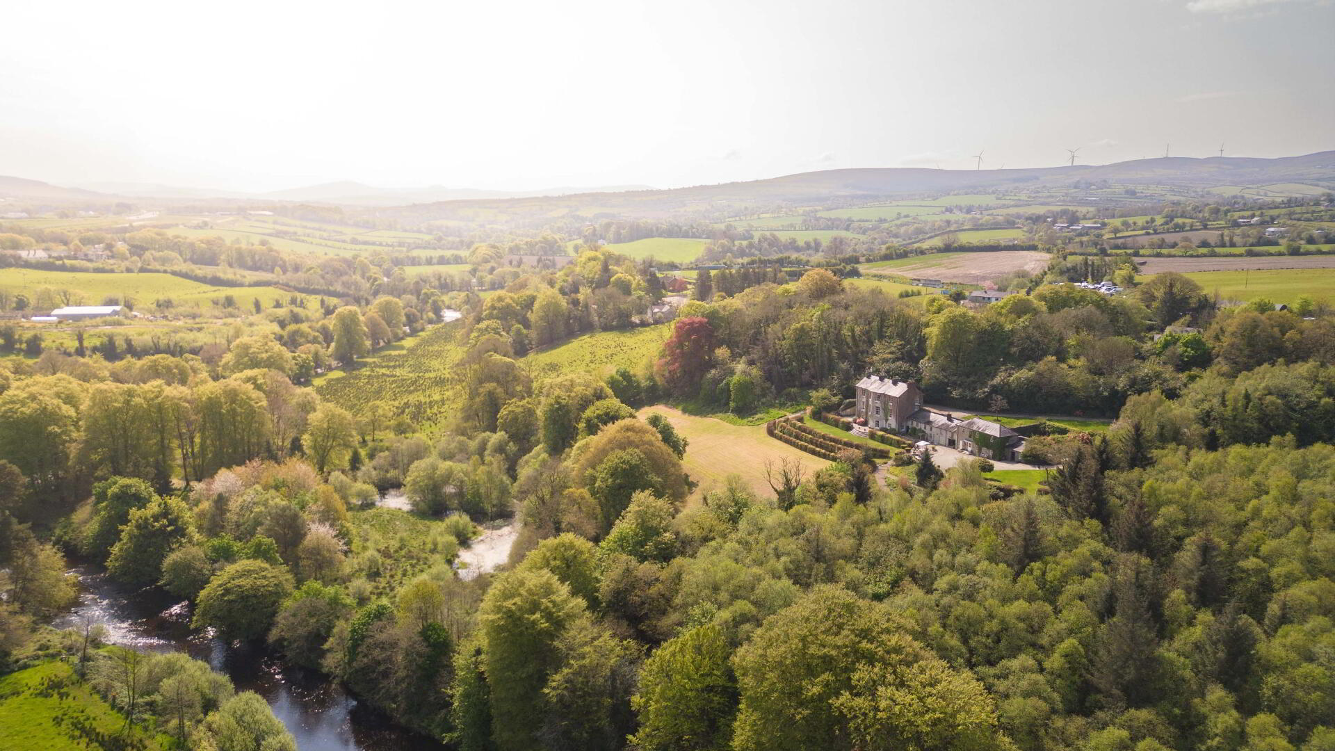 Georgian Country Residence For Sale: Glenkeen House, Ardmore Road, Derry/Londonderry Georgian Country Residence For Sale: Glenkeen House, Ardmore Road, Derry/Londonderry