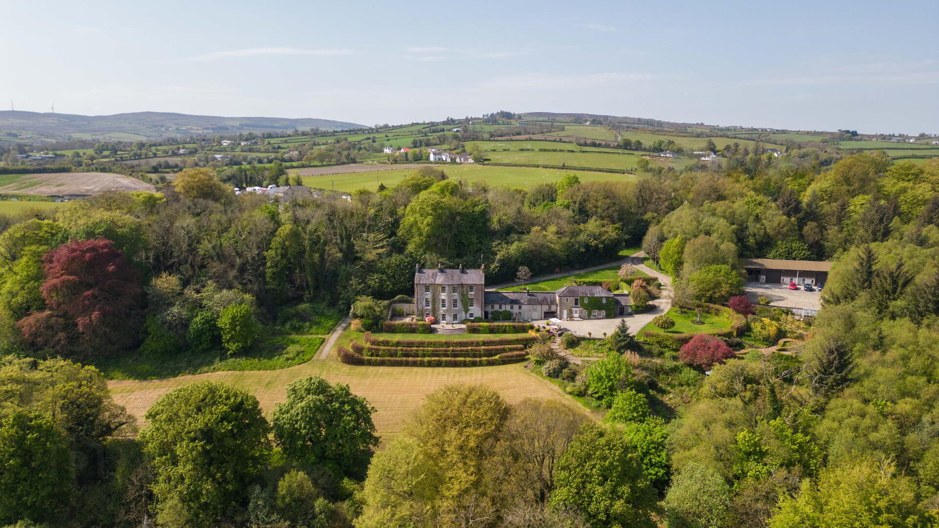 Georgian Country Residence For Sale: Glenkeen House, Ardmore Road, Derry/Londonderry Georgian Country Residence For Sale: Glenkeen House, Ardmore Road, Derry/Londonderry