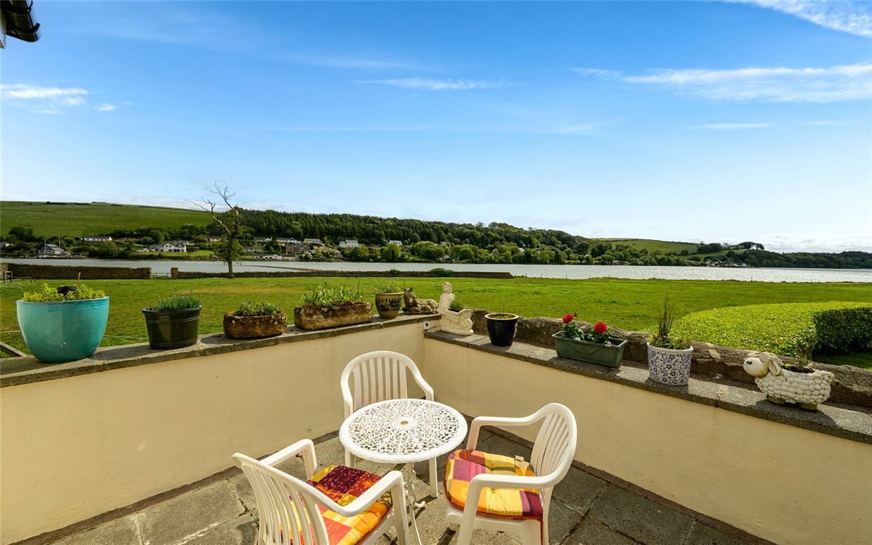 Period Home For Sale: Loughcarrig House, Ballinnacurra, Midleton, Co. Cork Period Home For Sale: Loughcarrig House, Ballinnacurra, Midleton, Co. Cork