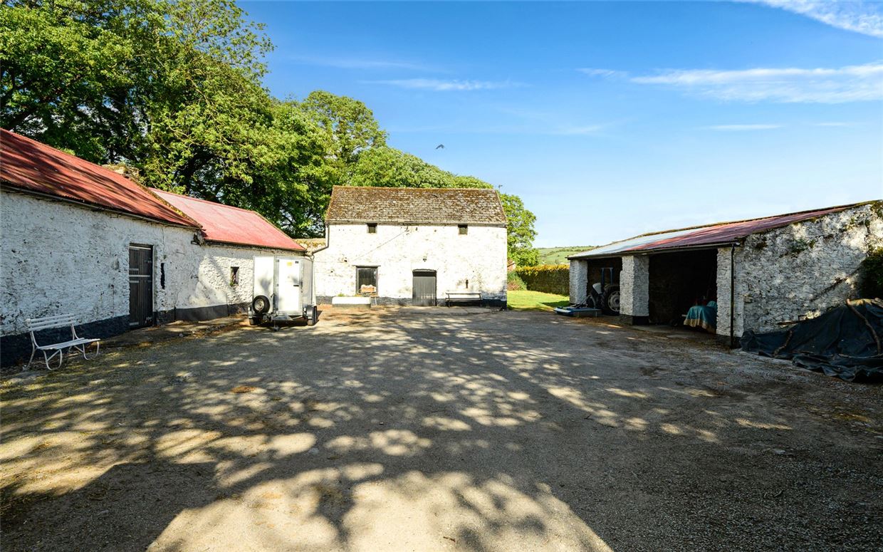 Period Home For Sale: Loughcarrig House, Ballinnacurra, Midleton, Co. Cork Period Home For Sale: Loughcarrig House, Ballinnacurra, Midleton, Co. Cork