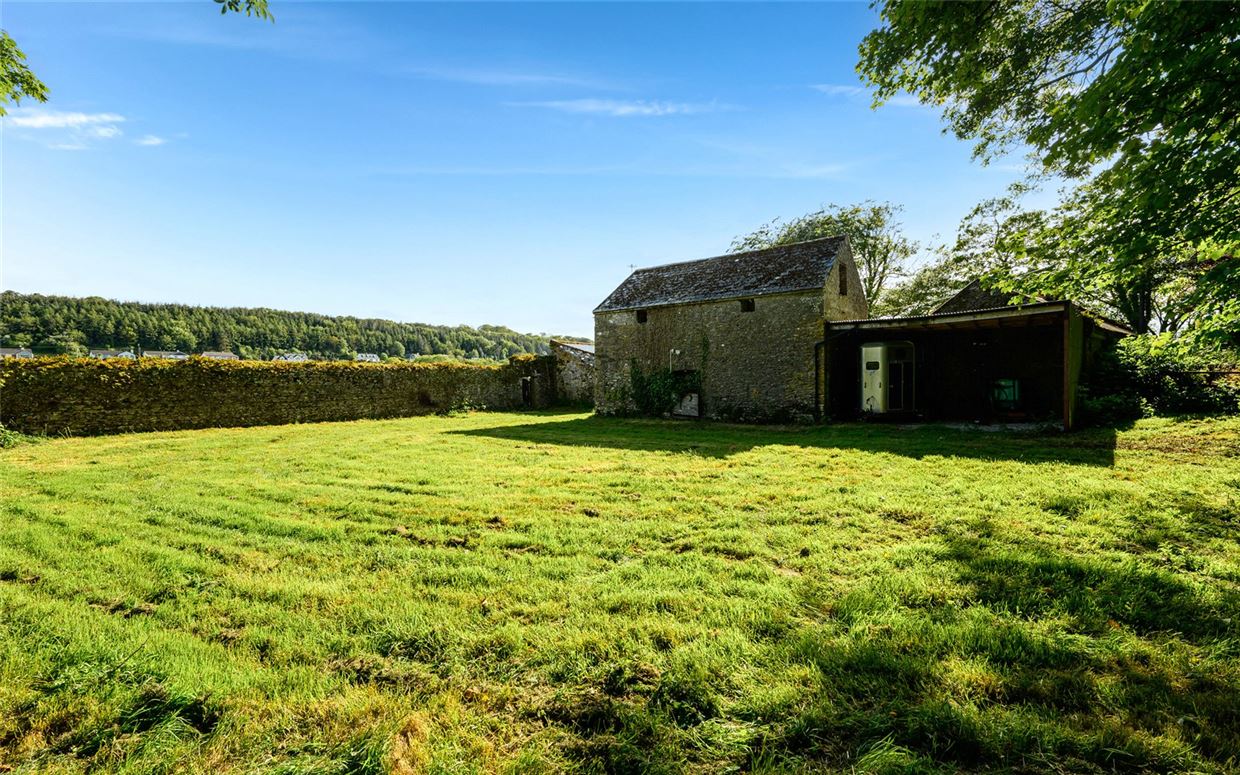 Period Home For Sale: Loughcarrig House, Ballinnacurra, Midleton, Co. Cork Period Home For Sale: Loughcarrig House, Ballinnacurra, Midleton, Co. Cork