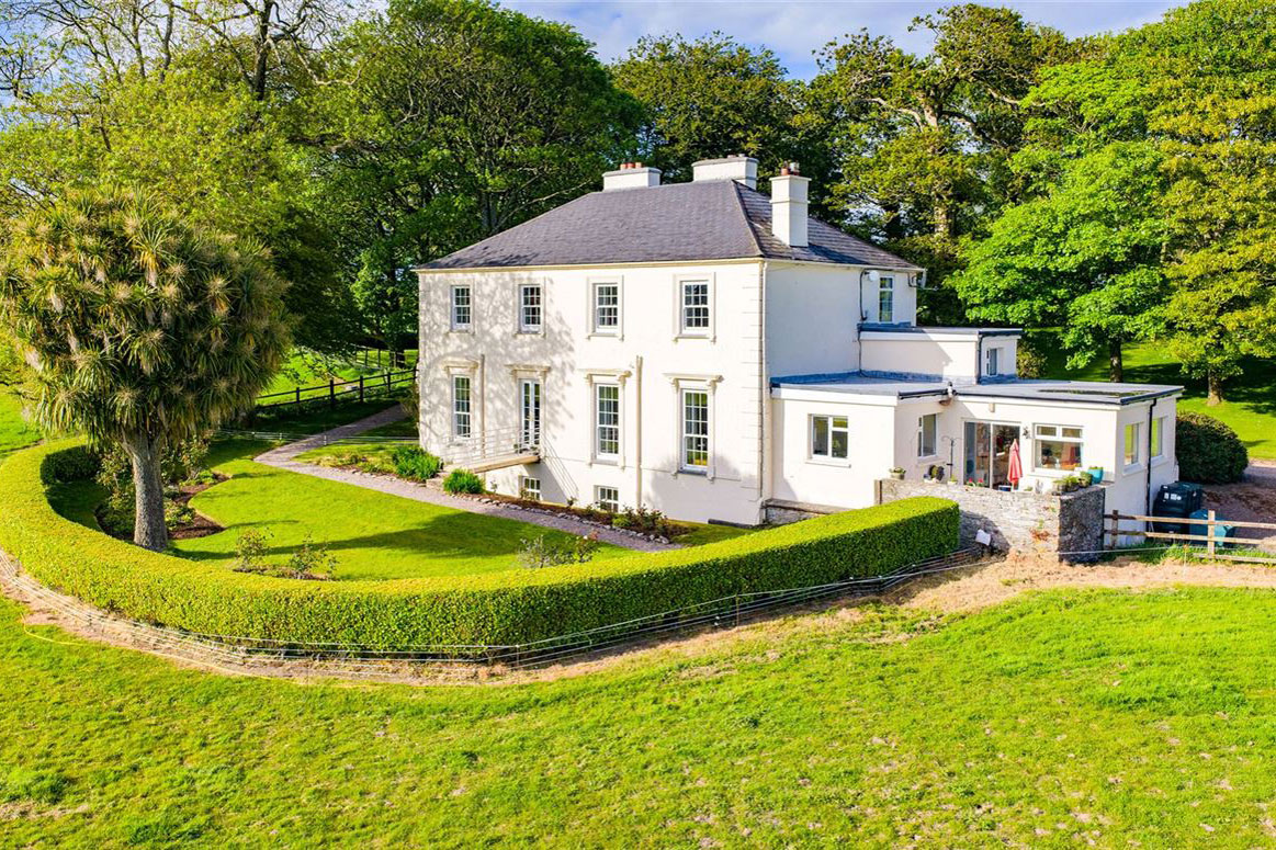 Period Home For Sale: Loughcarrig House, Ballinnacurra, Midleton, Co. Cork Period Home For Sale: Loughcarrig House, Ballinnacurra, Midleton, Co. Cork
