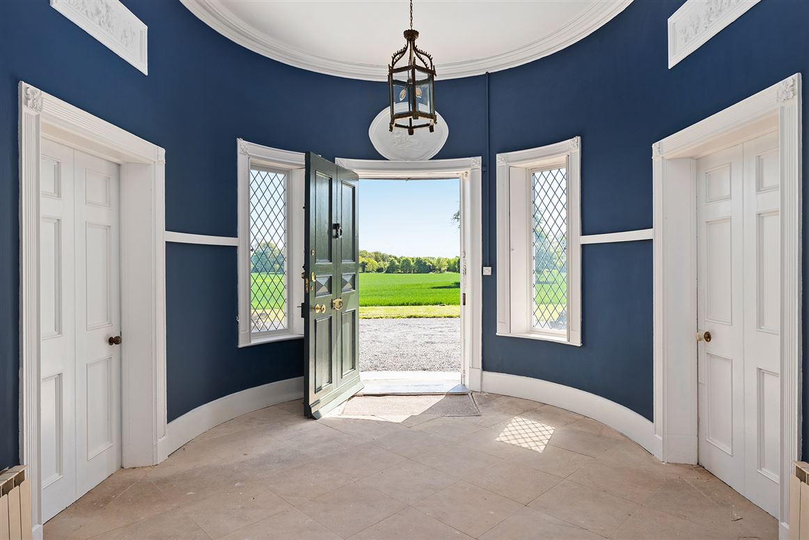 Country Residence For Sale: Rath House, Rathronshin, Ballybrittas, Co. Laois Country Residence For Sale: Rath House, Rathronshin, Ballybrittas, Co. Laois