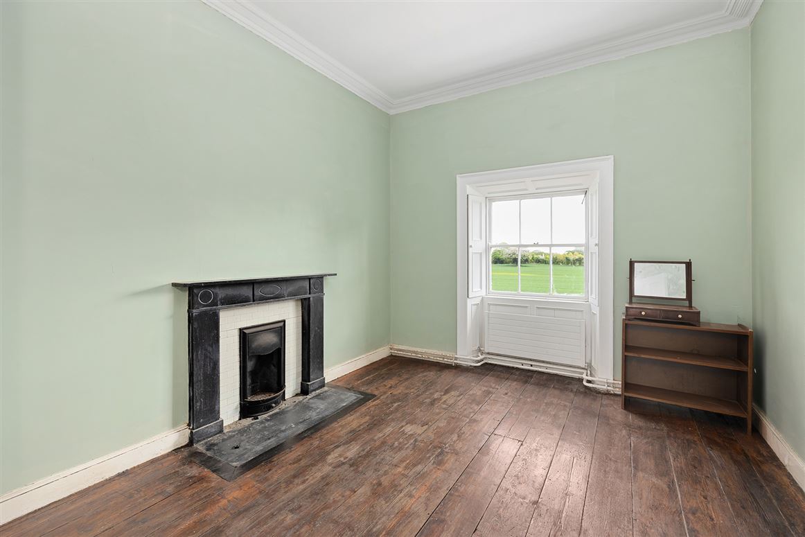 Country Residence For Sale: Rath House, Rathronshin, Ballybrittas, Co. Laois Country Residence For Sale: Rath House, Rathronshin, Ballybrittas, Co. Laois