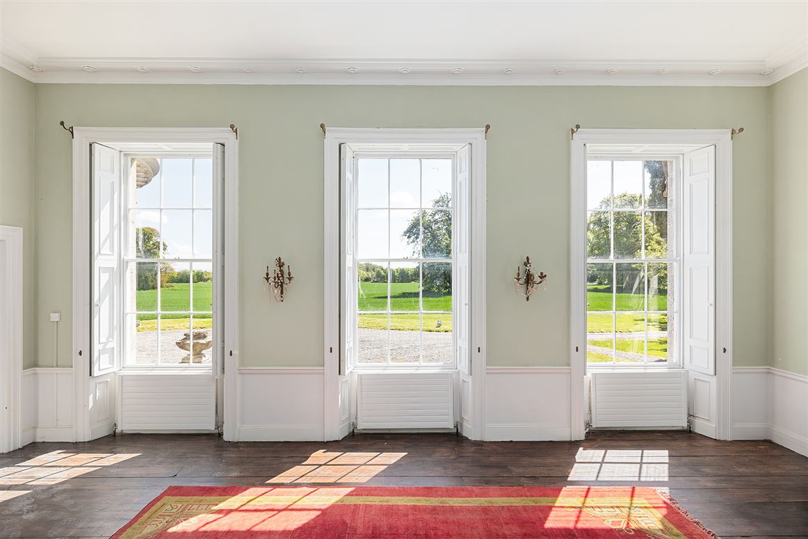 Country Residence For Sale: Rath House, Rathronshin, Ballybrittas, Co. Laois Country Residence For Sale: Rath House, Rathronshin, Ballybrittas, Co. Laois
