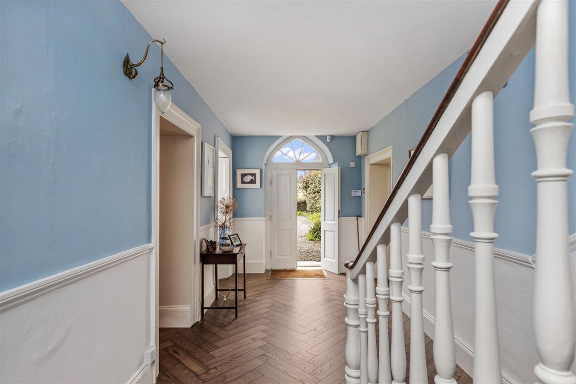 Regency Residence For Sale: Rathduff House, Muine Bheag, Co. Carlow Regency Residence For Sale: Rathduff House, Muine Bheag, Co. Carlow