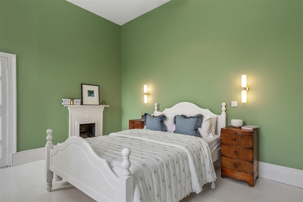 Regency Residence For Sale: Rathduff House, Muine Bheag, Co. Carlow Regency Residence For Sale: Rathduff House, Muine Bheag, Co. Carlow
