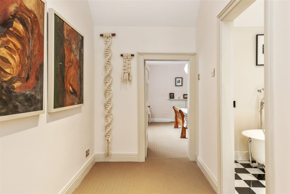 Regency Residence For Sale: Rathduff House, Muine Bheag, Co. Carlow Regency Residence For Sale: Rathduff House, Muine Bheag, Co. Carlow