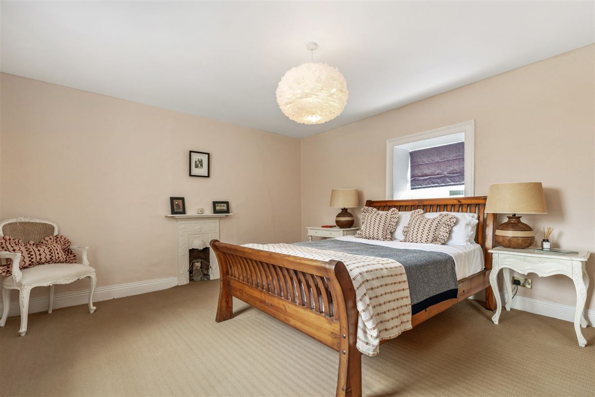 Regency Residence For Sale: Rathduff House, Muine Bheag, Co. Carlow Regency Residence For Sale: Rathduff House, Muine Bheag, Co. Carlow