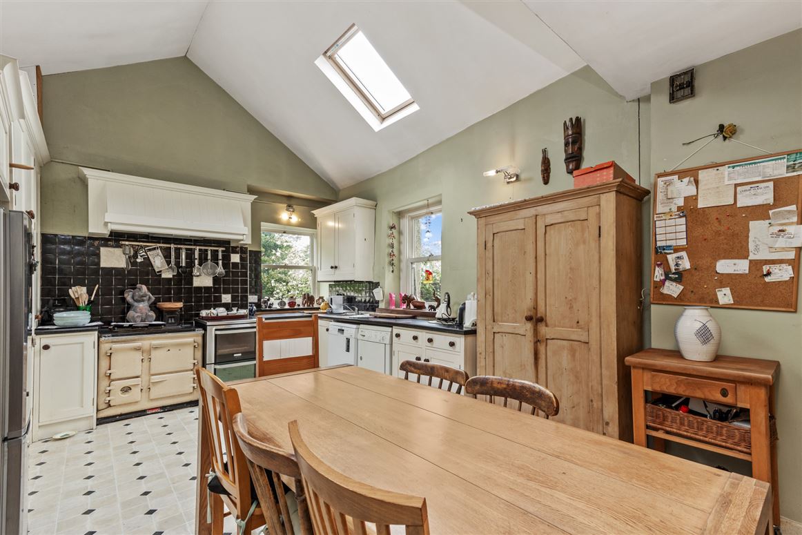 Period Home For Sale: St Catherines, Regent Street, Bagenalstown, Co. Carlow Period Home For Sale: St Catherines, Regent Street, Bagenalstown, Co. Carlow