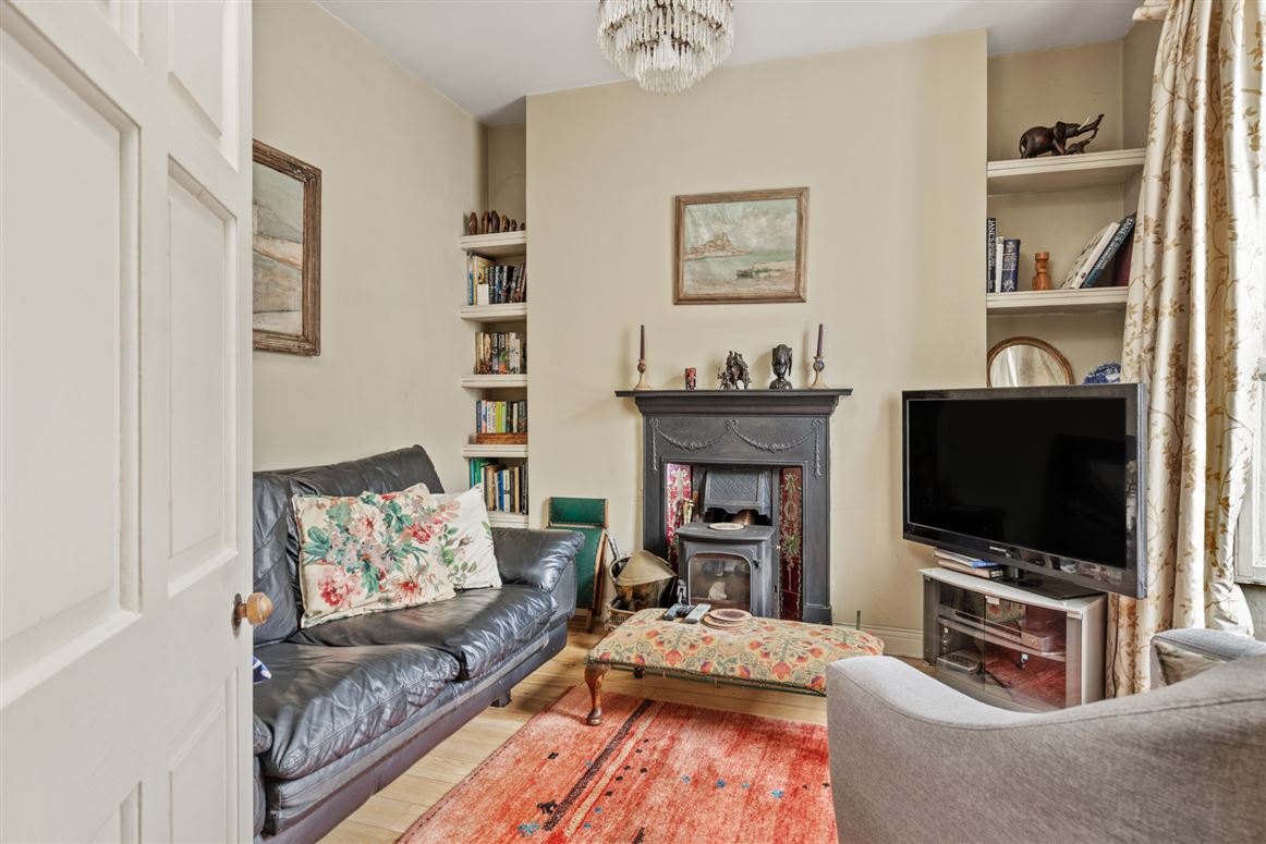 Period Home For Sale: St Catherines, Regent Street, Bagenalstown, Co. Carlow Period Home For Sale: St Catherines, Regent Street, Bagenalstown, Co. Carlow
