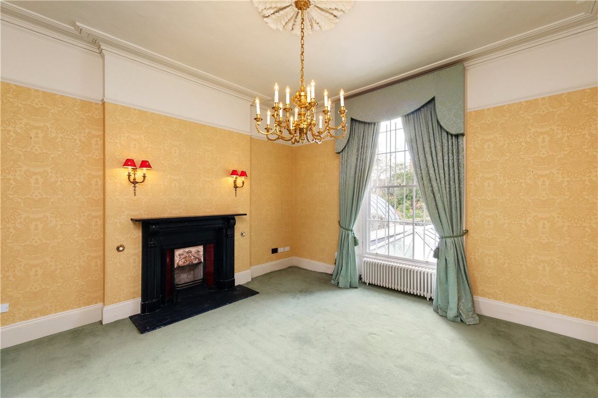Victorian Mid-Terrace Home For Sale: 43 Waterloo Road, Ballsbridge, Dublin 4 Victorian Mid-Terrace Home For Sale: 43 Waterloo Road, Ballsbridge, Dublin 4