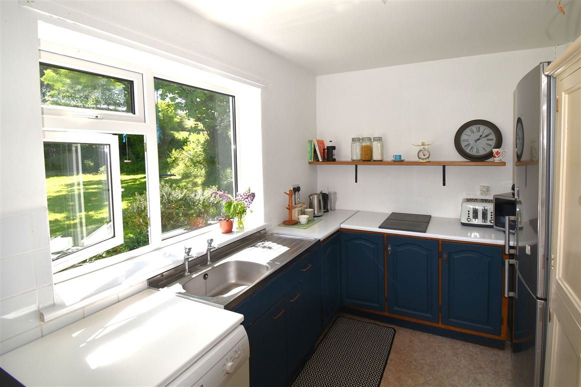 Farmhouse For Sale: Blue Hill Farmhouse, Lettergorman, Dunmanway, Co. Cork Farmhouse For Sale: Blue Hill Farmhouse, Lettergorman, Dunmanway, Co. Cork