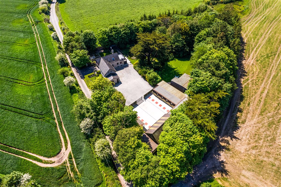 Period Residence For Sale: Dun Ard, Meeleen, Knockraha, Co. Cork Period Residence For Sale: Dun Ard, Meeleen, Knockraha, Co. Cork