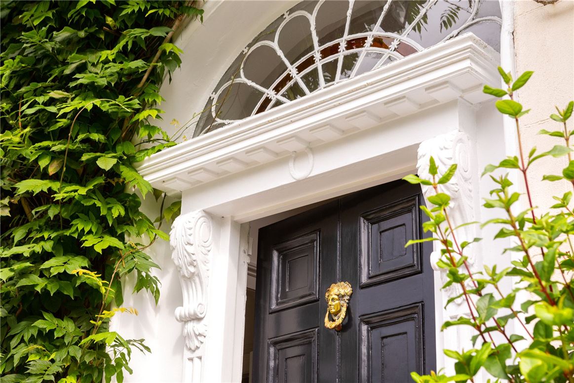 Period Residence For Sale: Harrow House, Church Road, Killiney, Co. Dublin Period Residence For Sale: Harrow House, Church Road, Killiney, Co. Dublin