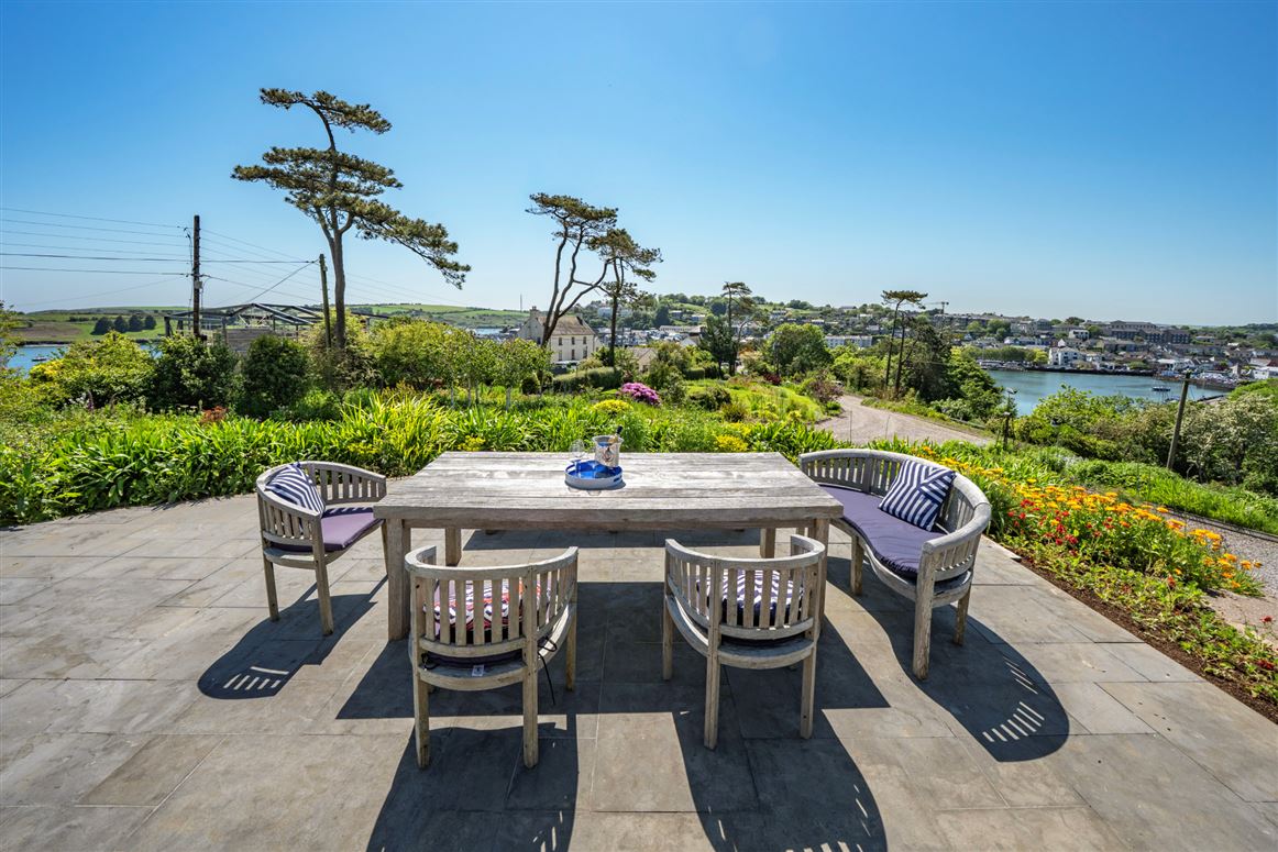 Victorian Residence For Sale: Prospect Villa, Scilly, Kinsale, Co. Cork Victorian Residence For Sale: Prospect Villa, Scilly, Kinsale, Co. Cork