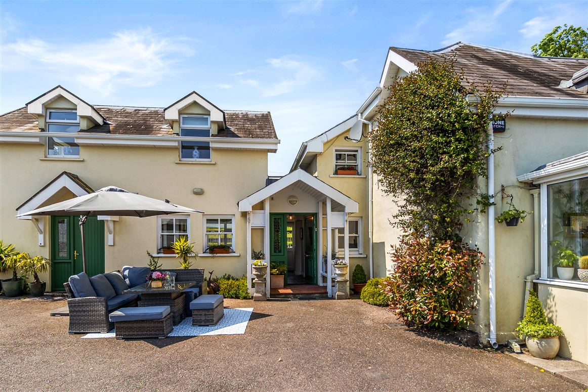 Period Home For Sale: The Old House, Ballydaniel More, Ballymore, Cobh, Co. Cork Period Home For Sale: The Old House, Ballydaniel More, Ballymore, Cobh, Co. Cork