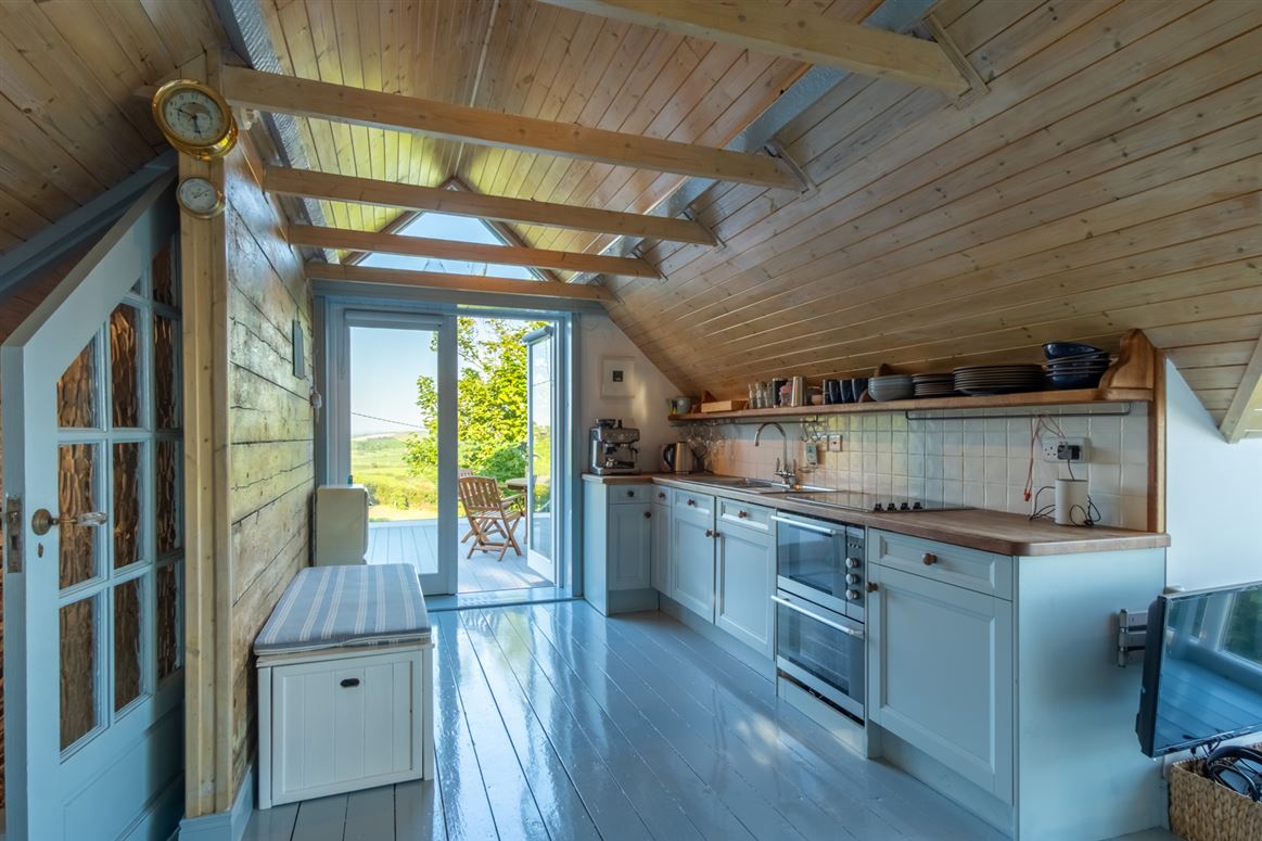 Refurbished Cottage For Sale: Tim’s Cottage, Kilfinnan, Glandore, Co. Cork Refurbished Cottage For Sale: Tim's Cottage, Kilfinnan, Glandore, Co. Cork