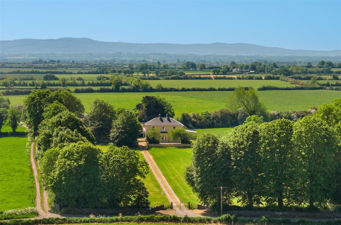 Ballynamuddagh House and Farm, Dromin, Kilmallock, Co. Limerick, V35 KW95