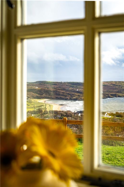 Thatched Cottage For Sale: Bumblebee Cottage, Largysillagh, Killybegs, Co. Donegal