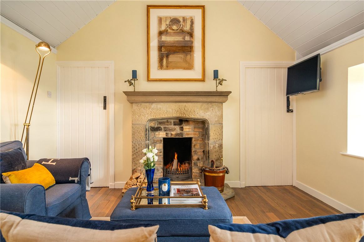 Thatched Cottage For Sale: Bumblebee Cottage, Largysillagh, Killybegs, Co. Donegal