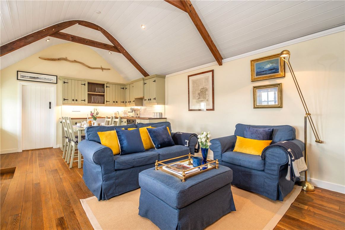 Thatched Cottage For Sale: Bumblebee Cottage, Largysillagh, Killybegs, Co. Donegal