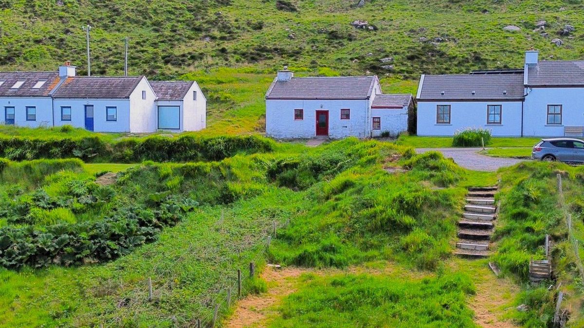 Stone Cottage For Sale: Chaplin Cottage, Dohilla, Valentia Island, Co. Kerry