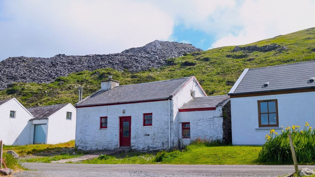Stone Cottage For Sale: Chaplin Cottage, Dohilla, Valentia Island, Co. Kerry