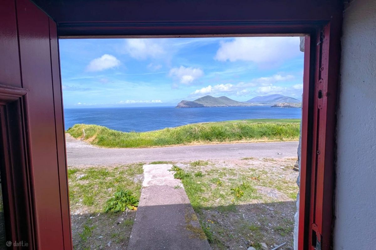 Stone Cottage For Sale: Chaplin Cottage, Dohilla, Valentia Island, Co. Kerry