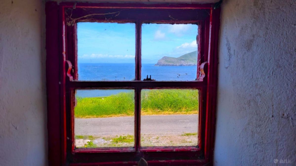 Stone Cottage For Sale: Chaplin Cottage, Dohilla, Valentia Island, Co. Kerry