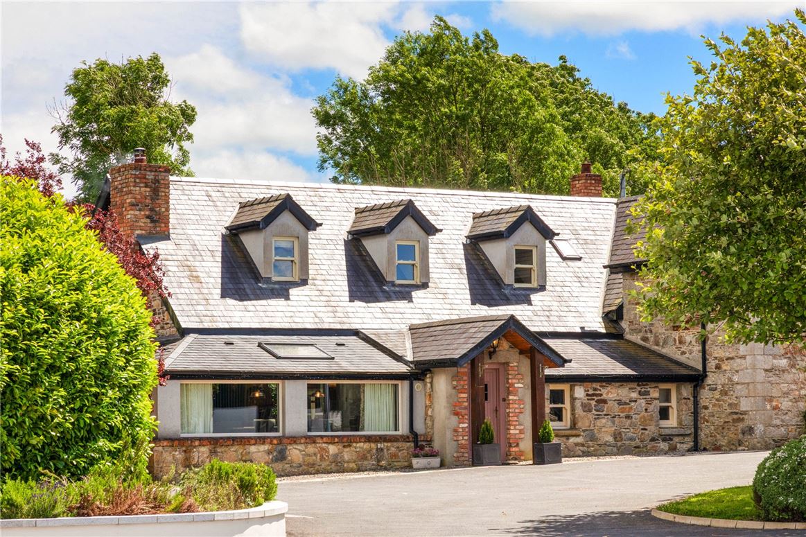 Equestrian Property For Sale: Hallowberry Lodge, Ballingate, Carnew, Co. Wicklow