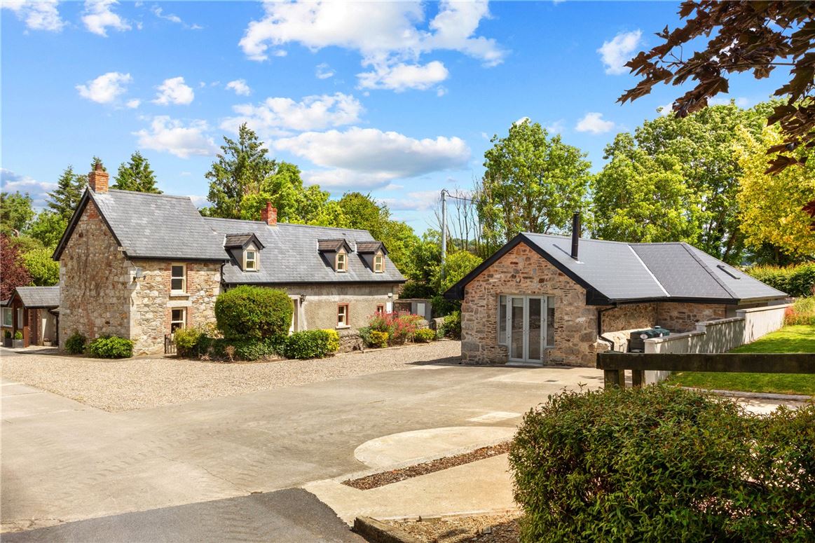 Equestrian Property For Sale: Hallowberry Lodge, Ballingate, Carnew, Co. Wicklow