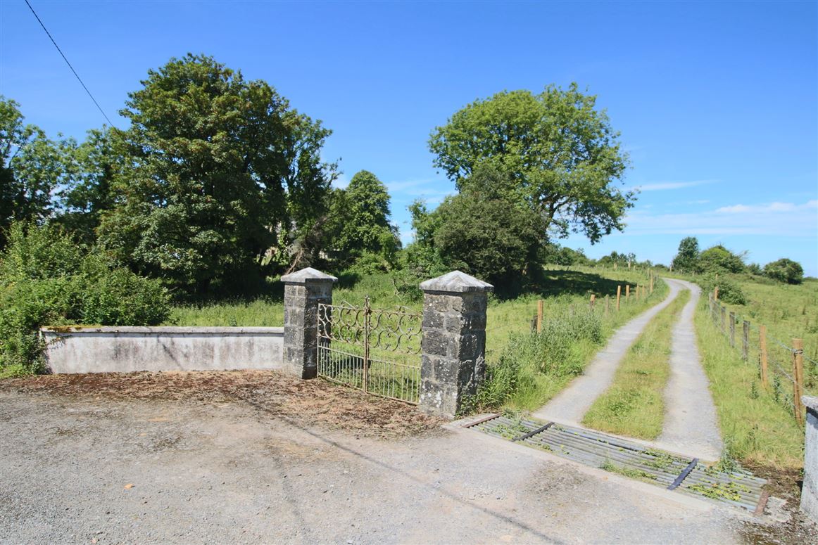 Mid 19th Century House For Sale: Parochial House, Carricklom, Hillstreet, Carrick-On-Shannon, Co. Roscommon