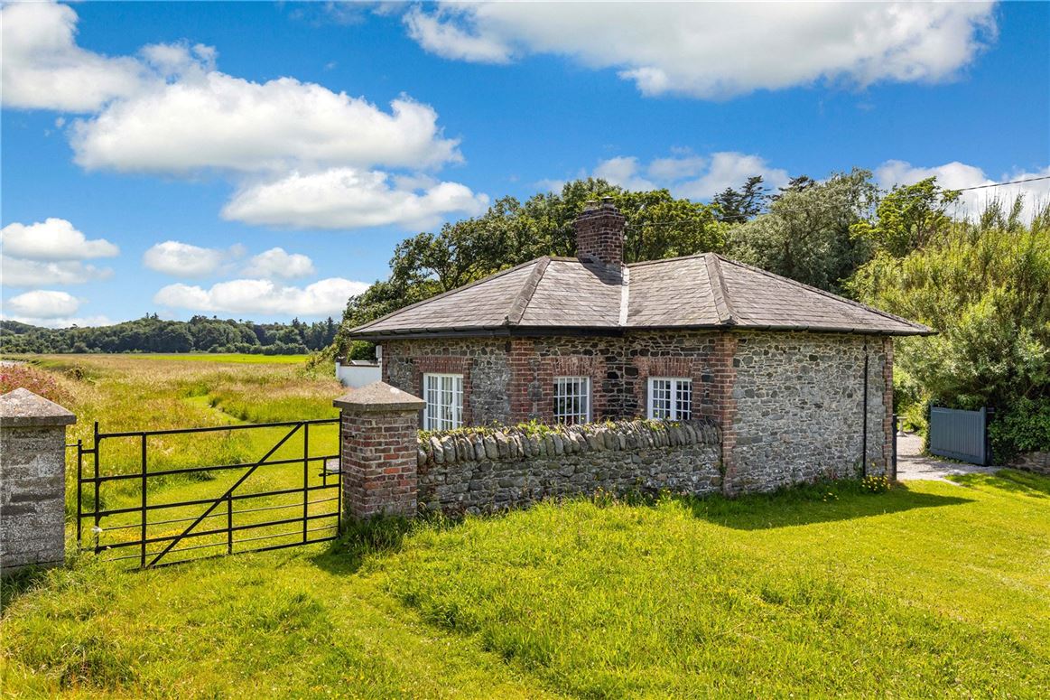 Coastal Cottage For Sale: Sea Lodge, Dunany, Togher, Co. Louth