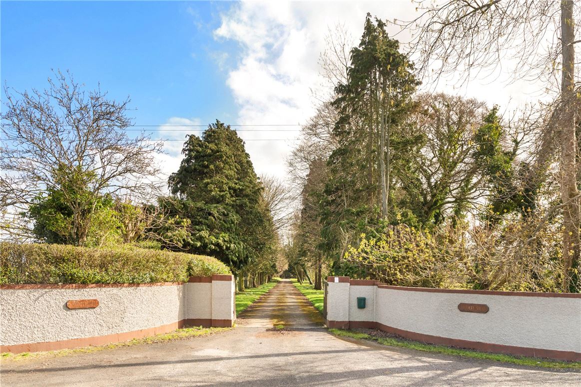 Tillage and Livestock Farm For Sale: Skidoo Farm, Skidoo, Ballyboughal, Co. Dublin