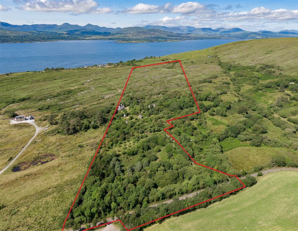 Unique Cottage For Sale: Spyglass Hill, Loughaunacreen, Kilmakillouge, Kenmare, Co. Kerry