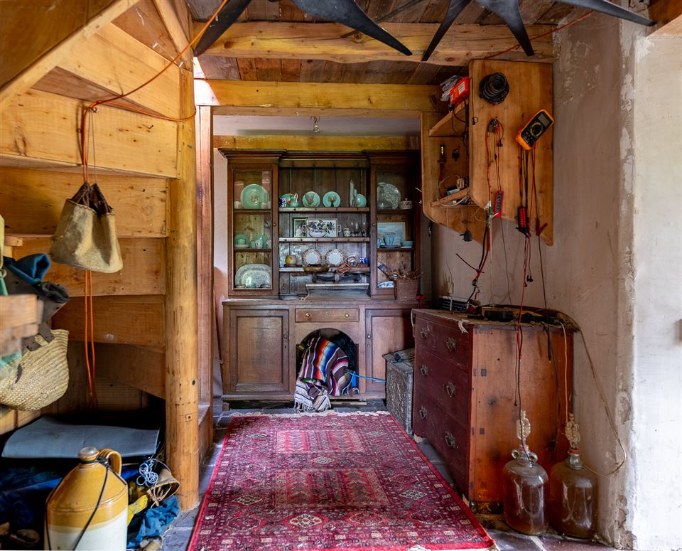 Unique Cottage For Sale: Spyglass Hill, Loughaunacreen, Kilmakillouge, Kenmare, Co. Kerry