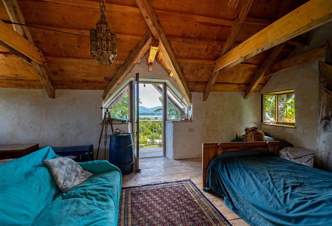Unique Cottage For Sale: Spyglass Hill, Loughaunacreen, Kilmakillouge, Kenmare, Co. Kerry