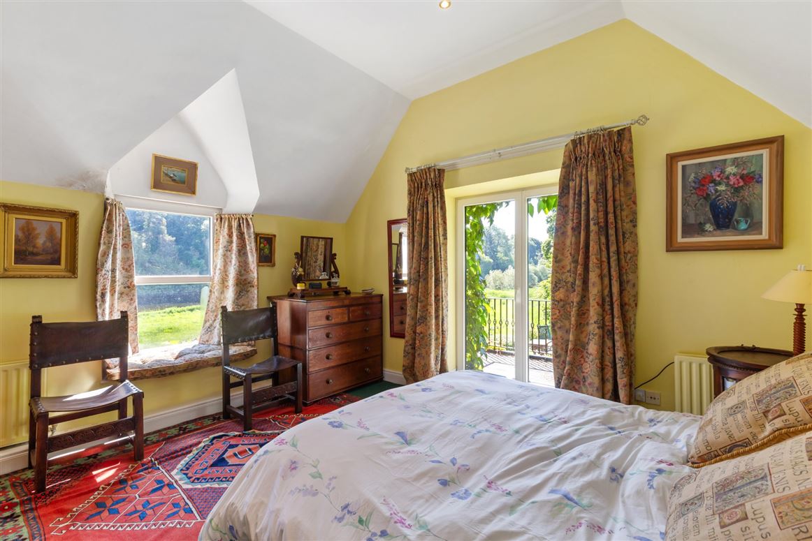 Riverside Retreat For Sale: Teddington Cottage, Woodstock, Inistioge, Co. Kilkenny