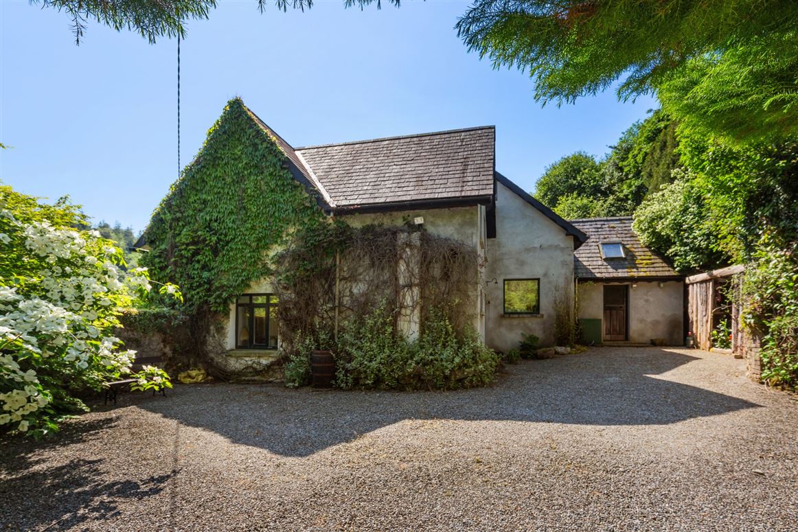 Riverside Retreat For Sale: Teddington Cottage, Woodstock, Inistioge, Co. Kilkenny