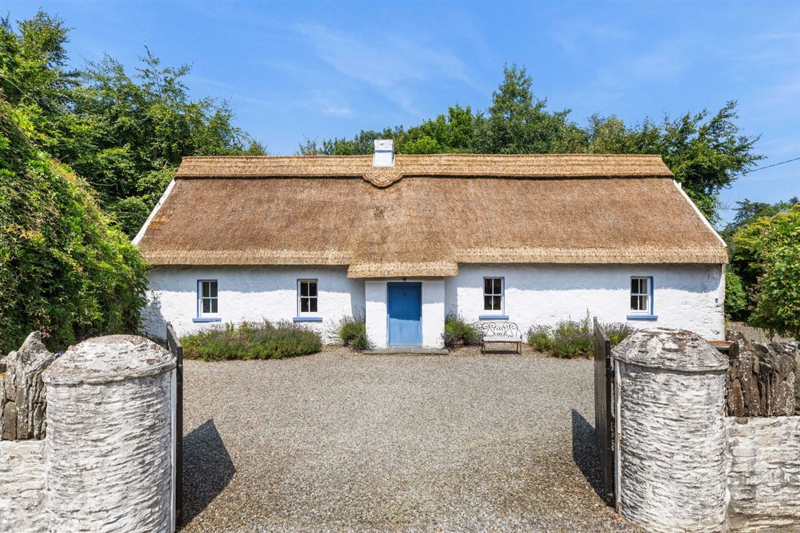 Restored Thatched Farmhouse For Sale: The Cottage, Newtown, Monasterboice, Co. Louth