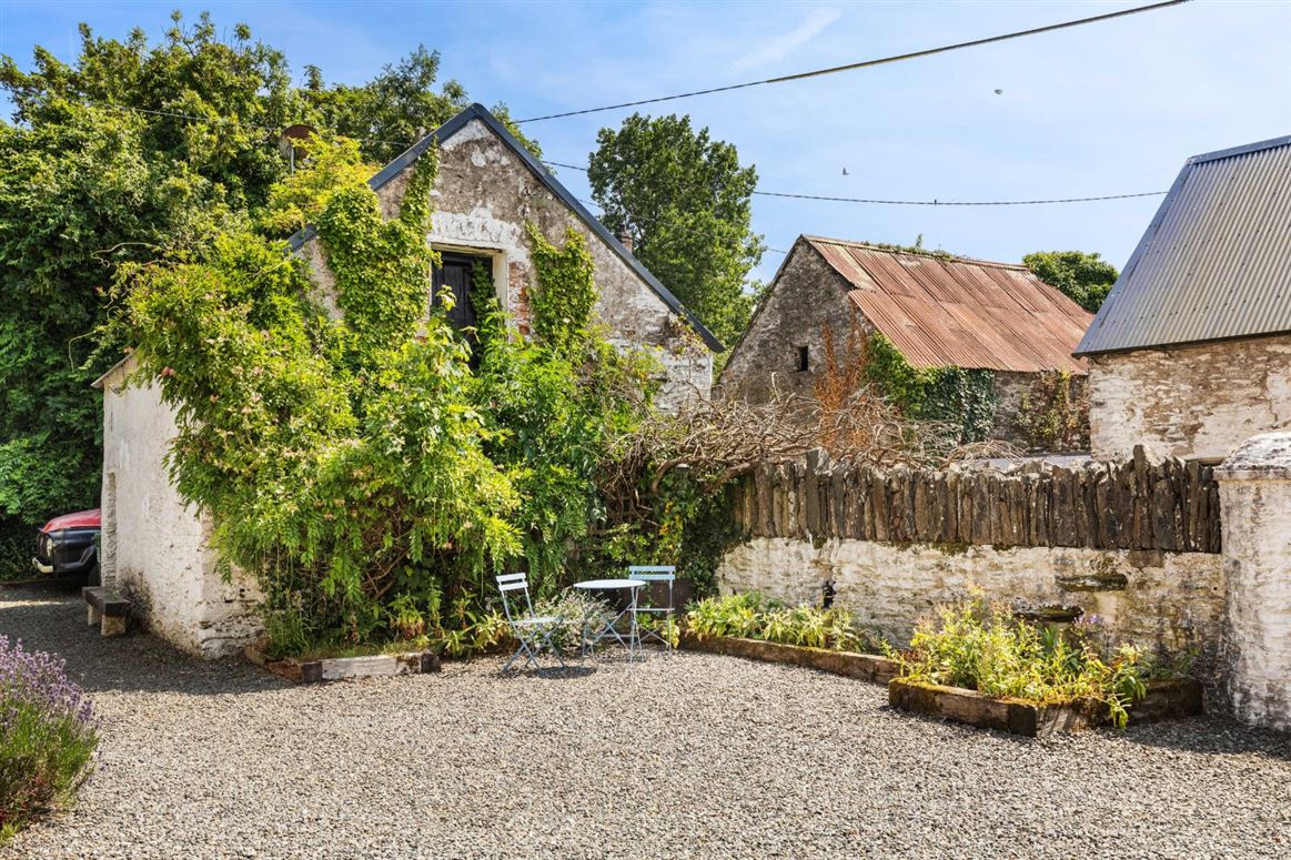 Restored Thatched Farmhouse For Sale: The Cottage, Newtown, Monasterboice, Co. Louth