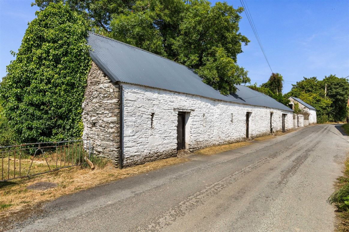 Restored Thatched Farmhouse For Sale: The Cottage, Newtown, Monasterboice, Co. Louth