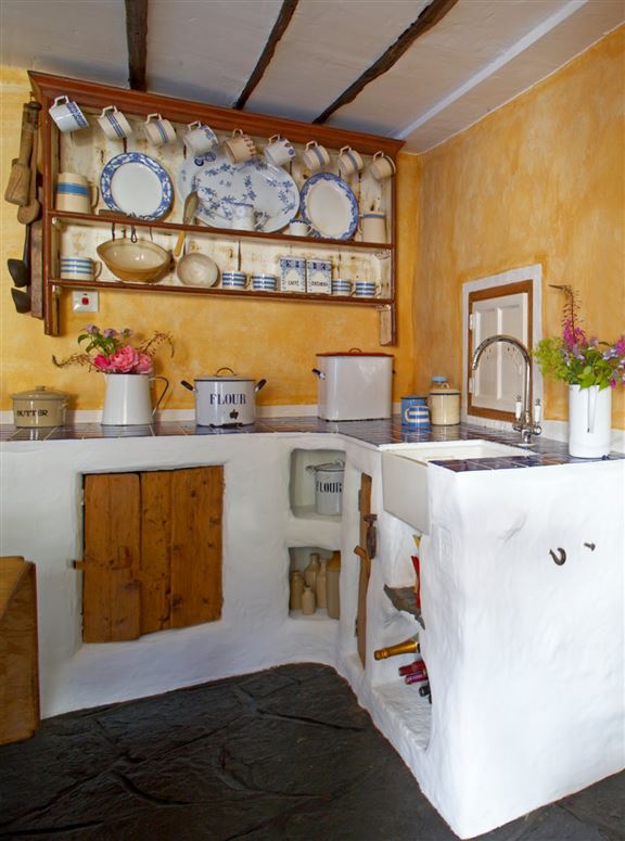 Restored Thatched Farmhouse For Sale: The Cottage, Newtown, Monasterboice, Co. Louth