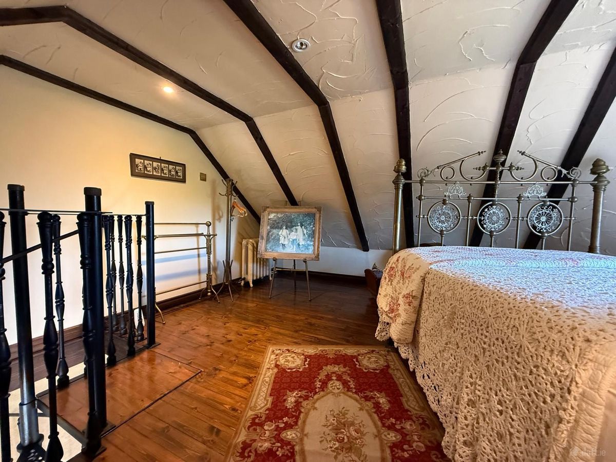 Historic Irish Thatched Cottage For Sale: Dalgan, Shrule, Bunnafollistran, Co. Mayo