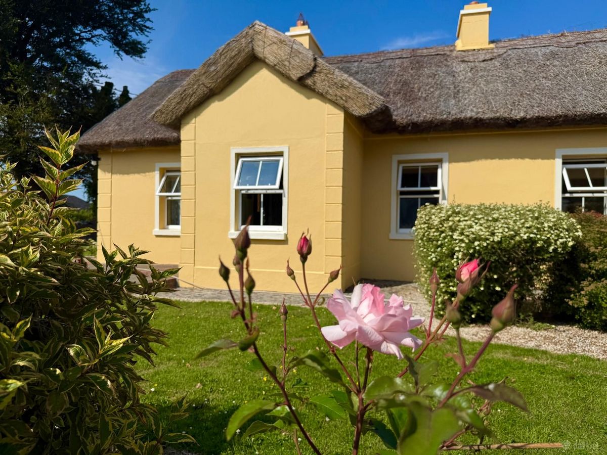 Historic Irish Thatched Cottage For Sale: Dalgan, Shrule, Bunnafollistran, Co. Mayo