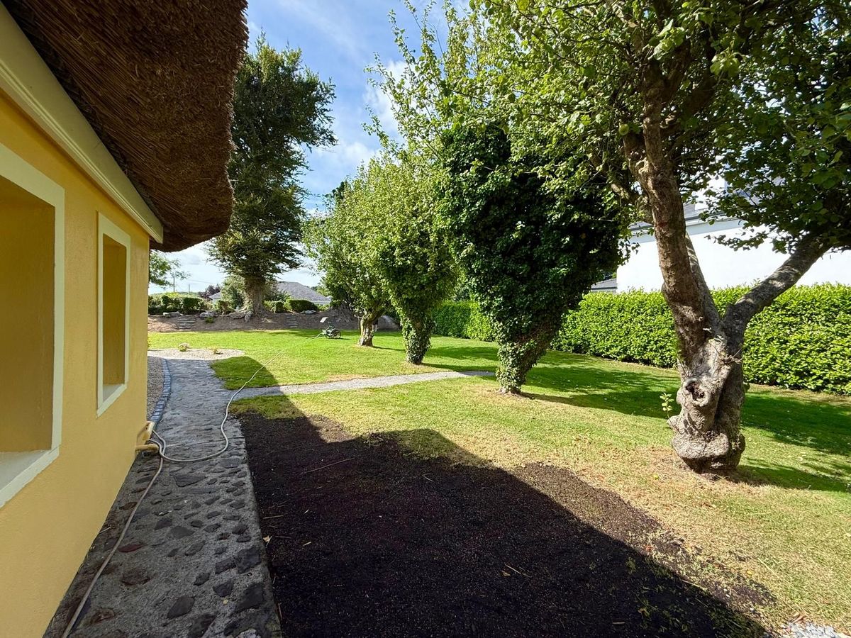 Historic Irish Thatched Cottage For Sale: Dalgan, Shrule, Bunnafollistran, Co. Mayo