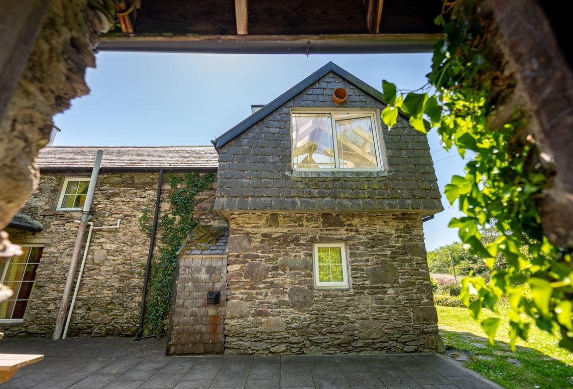 Coastal Cottage For Sale: John's House, Derrynane Beg, Caherdaniel, Co. Kerry
